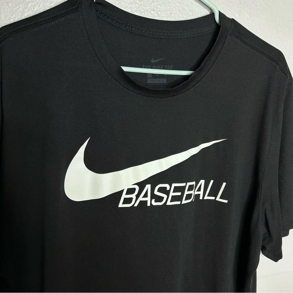 Nike Black Baseball Short Sleeve Tee with White Swoosh Logo Men